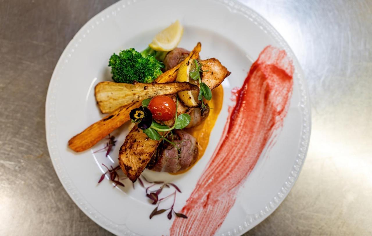 The Inn Hotel Bar And Restaurant Saint Helier Jersey Esterno foto