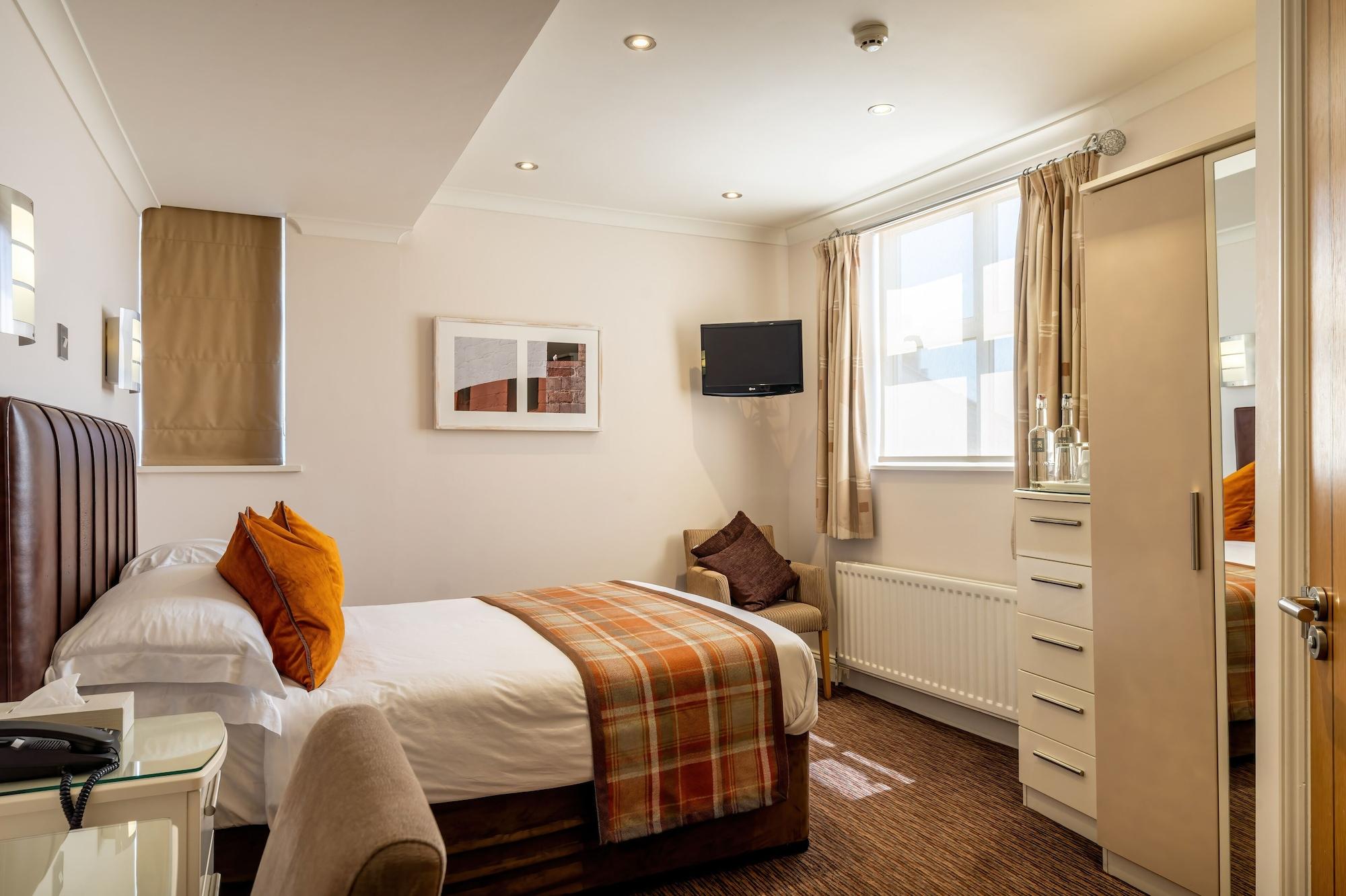 The Inn Hotel Bar And Restaurant Saint Helier Jersey Esterno foto