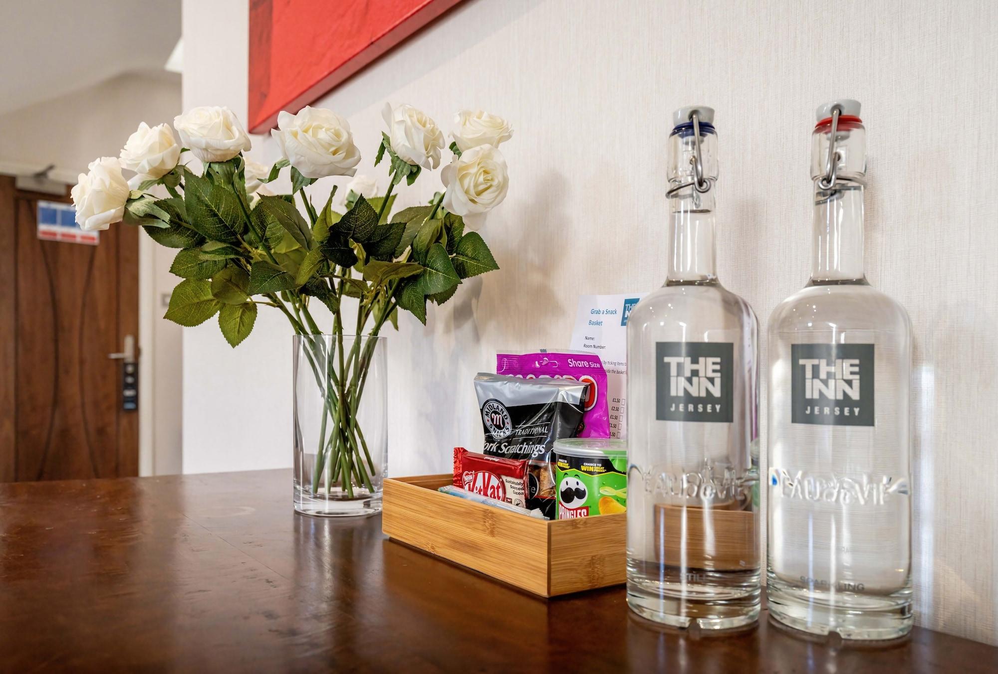 The Inn Hotel Bar And Restaurant Saint Helier Jersey Esterno foto