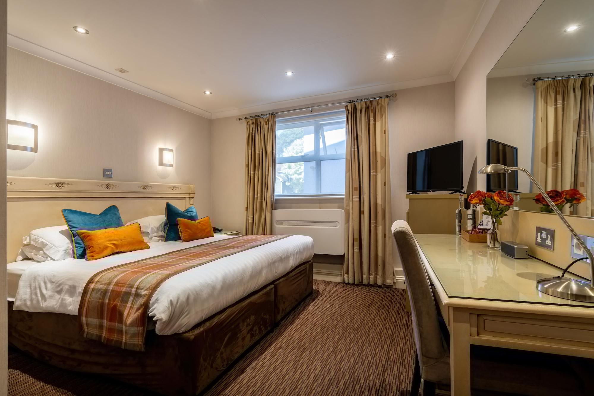 The Inn Hotel Bar And Restaurant Saint Helier Jersey Esterno foto