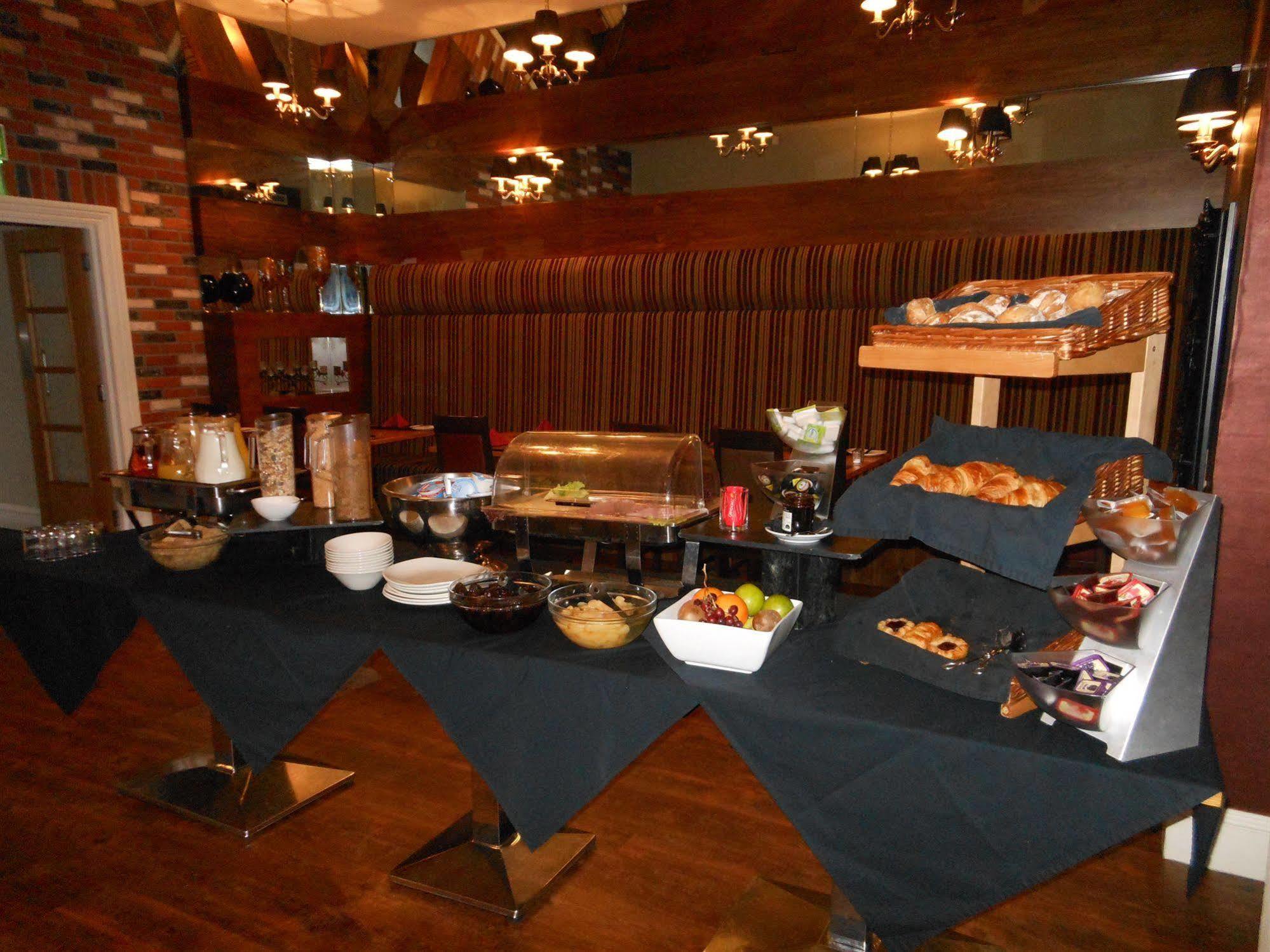 The Inn Hotel Bar And Restaurant Saint Helier Jersey Esterno foto