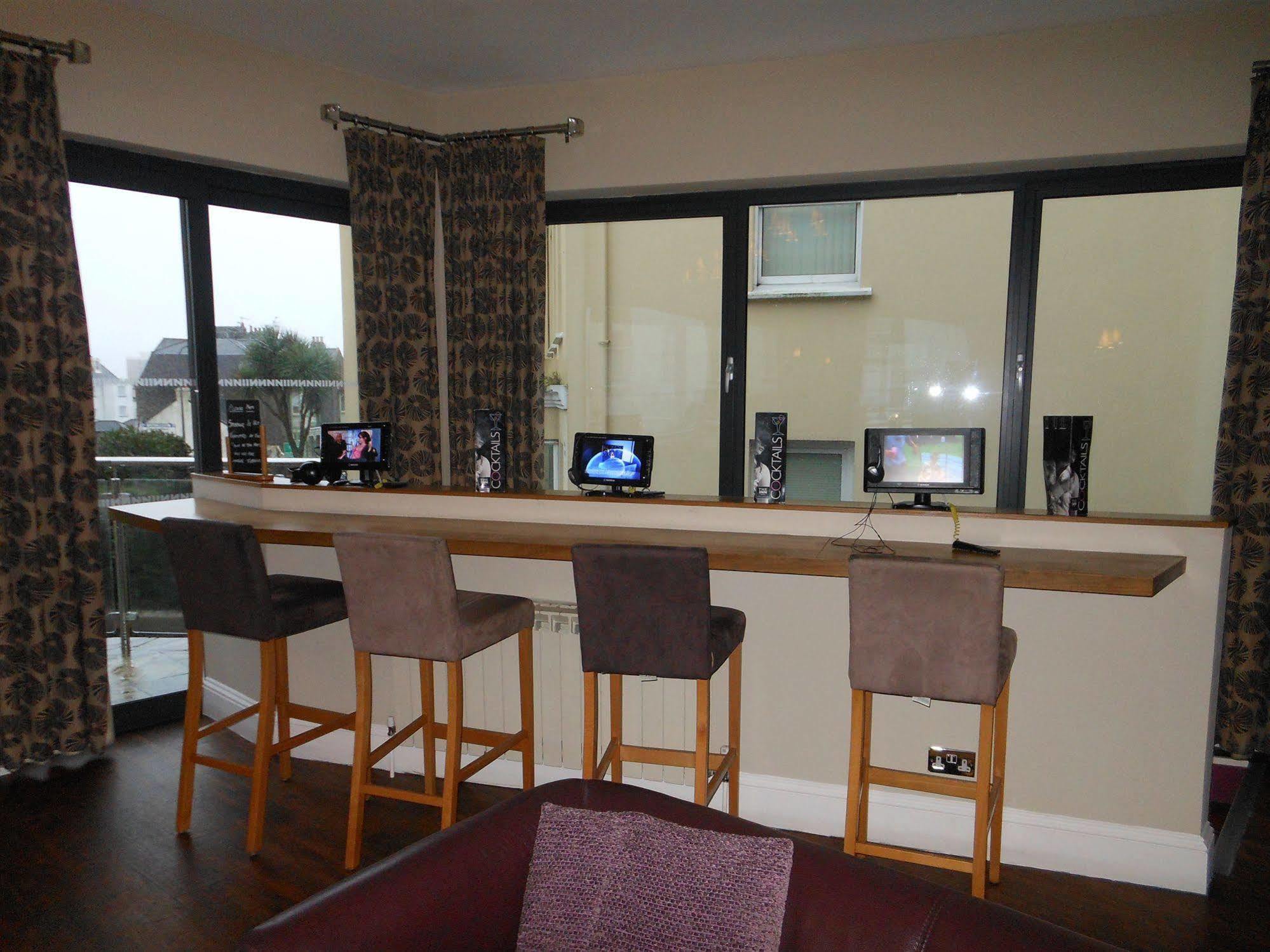 The Inn Hotel Bar And Restaurant Saint Helier Jersey Esterno foto